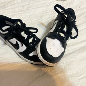 Nike Dunk Low (youth panda)
